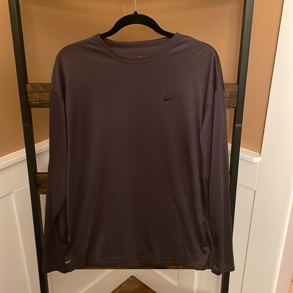 Nike Tech Shirt